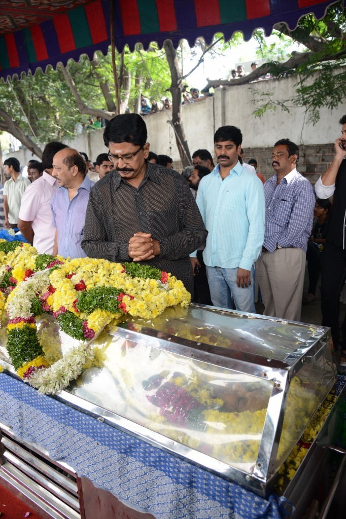 AVS Condolences Photos 02 - 166 / 214 photos