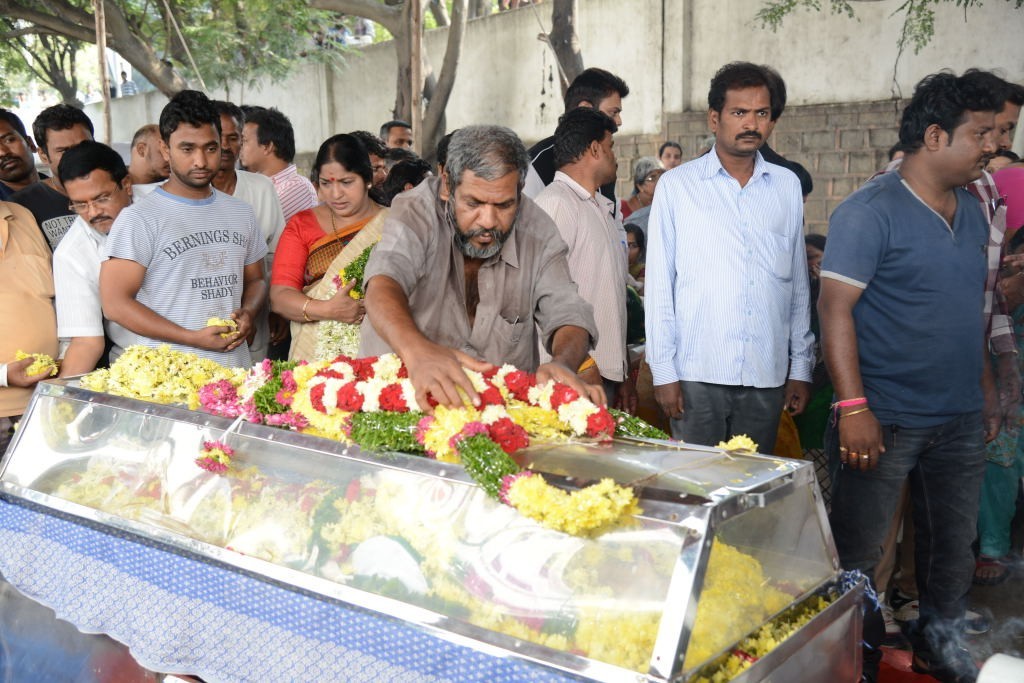 AVS Condolences Photos 02 - 168 / 214 photos