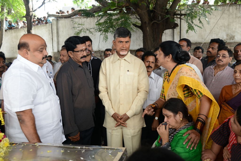 AVS Condolences Photos 02 - 171 / 214 photos