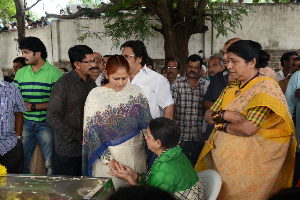 AVS Condolences Photos 02 - 174 / 214 photos