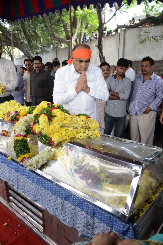 AVS Condolences Photos 02 - 204 / 214 photos