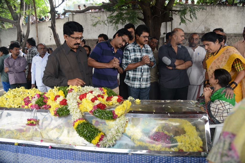 AVS Condolences Photos 02 - 214 / 214 photos