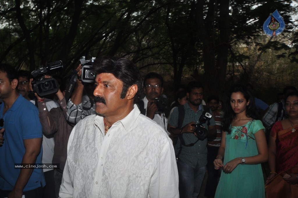Balakrishna and Family Cast Their Votes - 45 / 75 photos