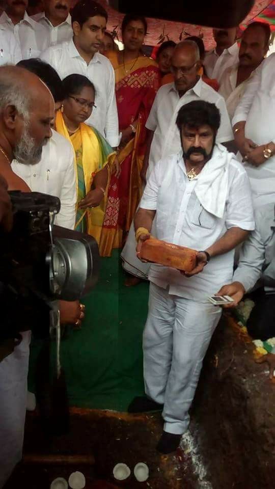 Balakrishna at Nimmakuru - 2 / 15 photos