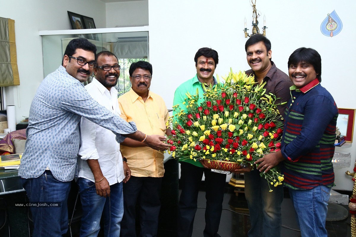 Balakrishna Birthday Celebrations 2015 - 56 / 64 photos