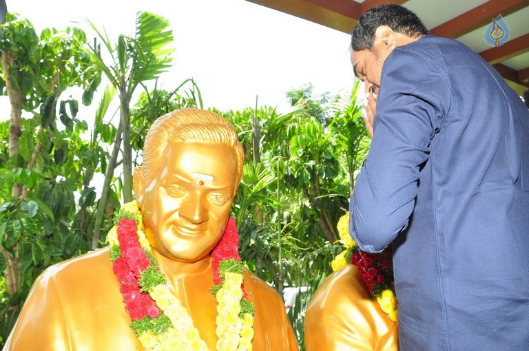 Balakrishna Birthday Celebrations at Basavatarakam Cancer Hospital - 29 / 52 photos
