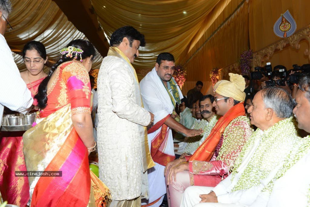 Chandra Babu Naidu at Tejaswini Wedding - 67 / 78 photos