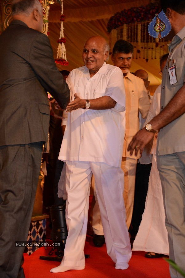 Politicians and Tollywood Stars at Balakrishna Daughter Wedding - 6 / 48 photos