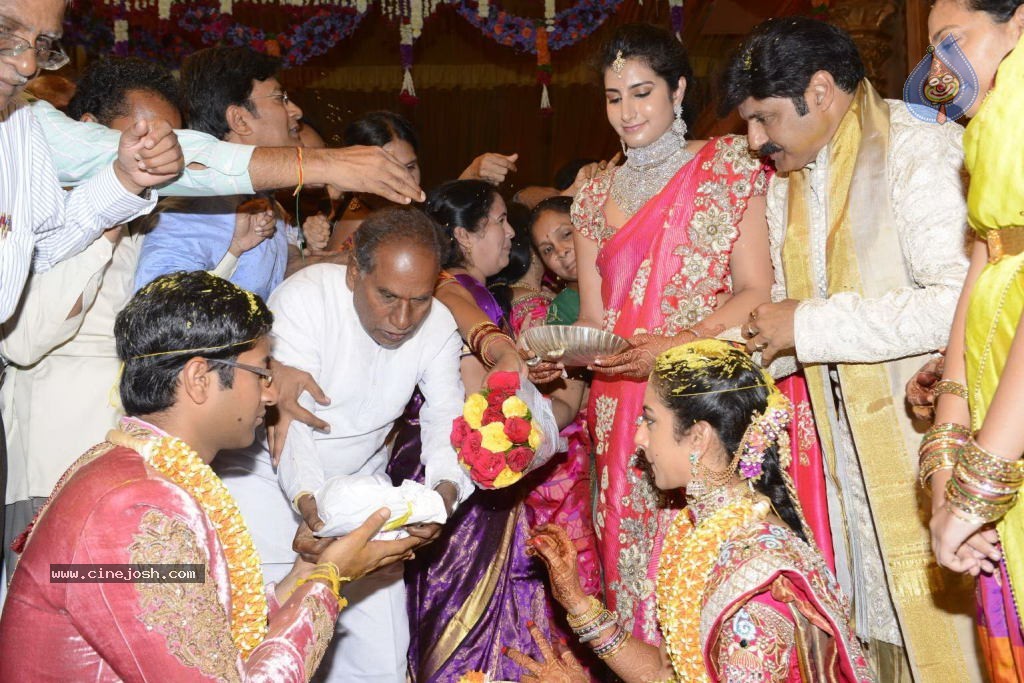 Balakrishna Daughter Tejaswini in Pallaki Photos - 22 / 172 photos