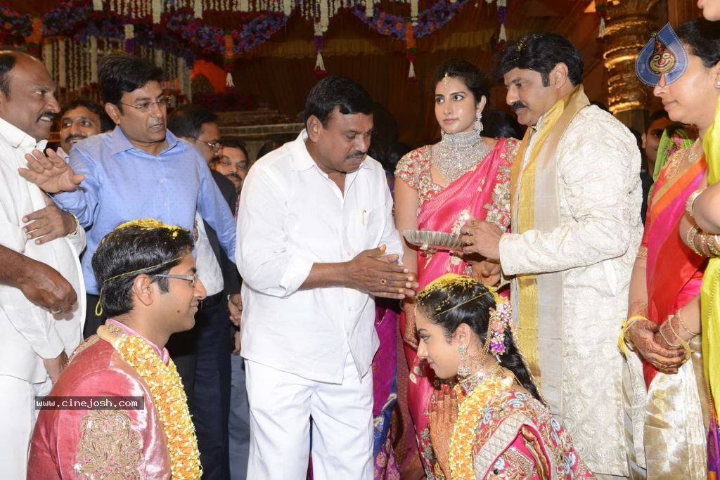 Balakrishna Daughter Tejaswini in Pallaki Photos - 66 / 172 photos