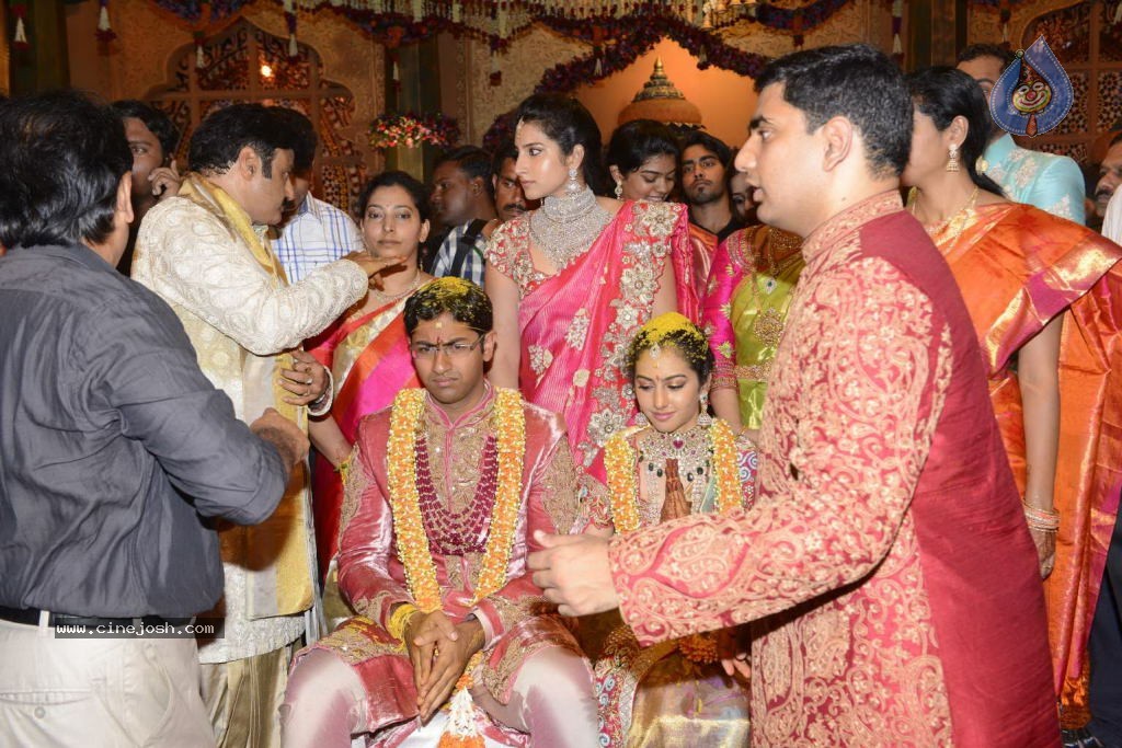 Balakrishna Daughter Tejaswini in Pallaki Photos - 108 / 172 photos