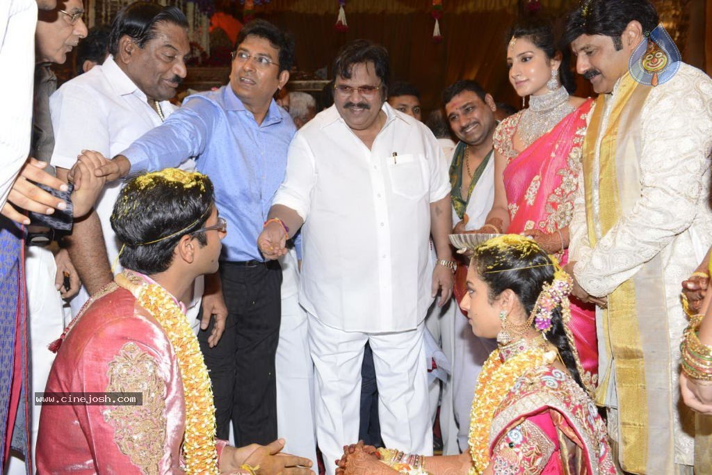 Balakrishna Daughter Tejaswini in Pallaki Photos - 109 / 172 photos