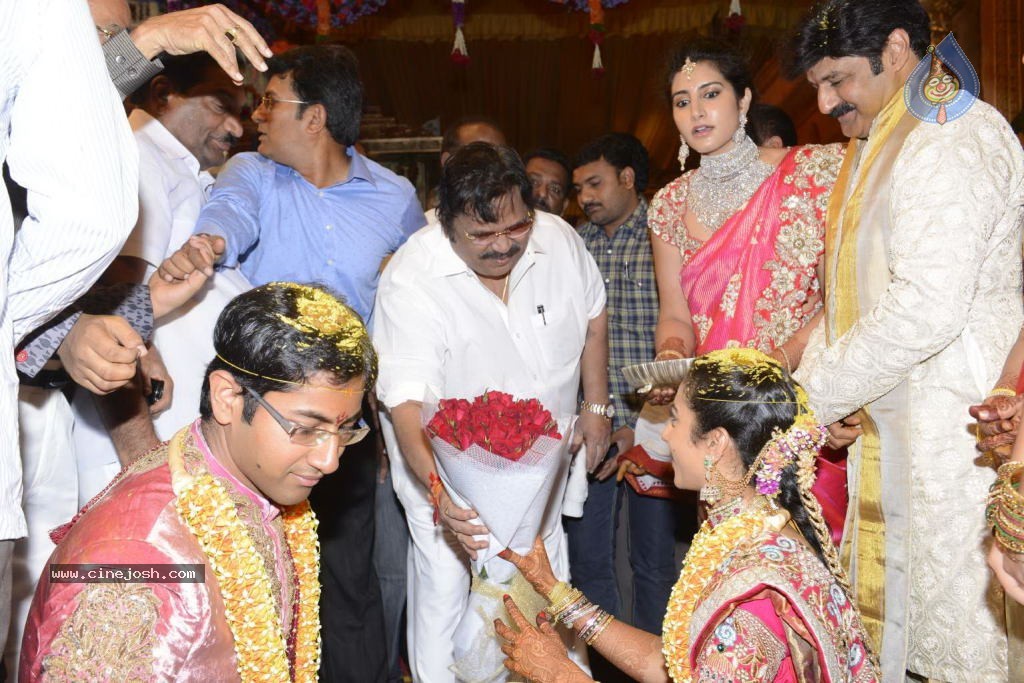 Balakrishna Daughter Tejaswini in Pallaki Photos - 149 / 172 photos