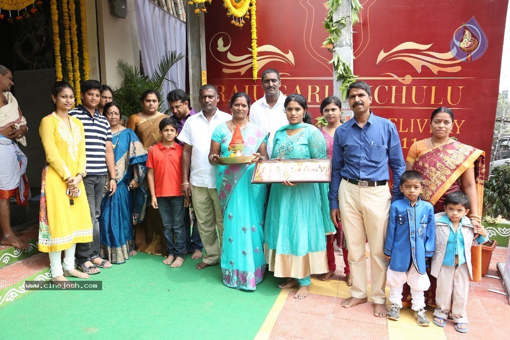 Balakrishna Launches Raju Gari Ruchulu - 31 / 304 photos