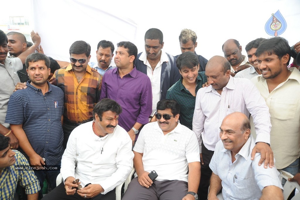 Balakrishna Launches Raju Gari Ruchulu - 151 / 304 photos