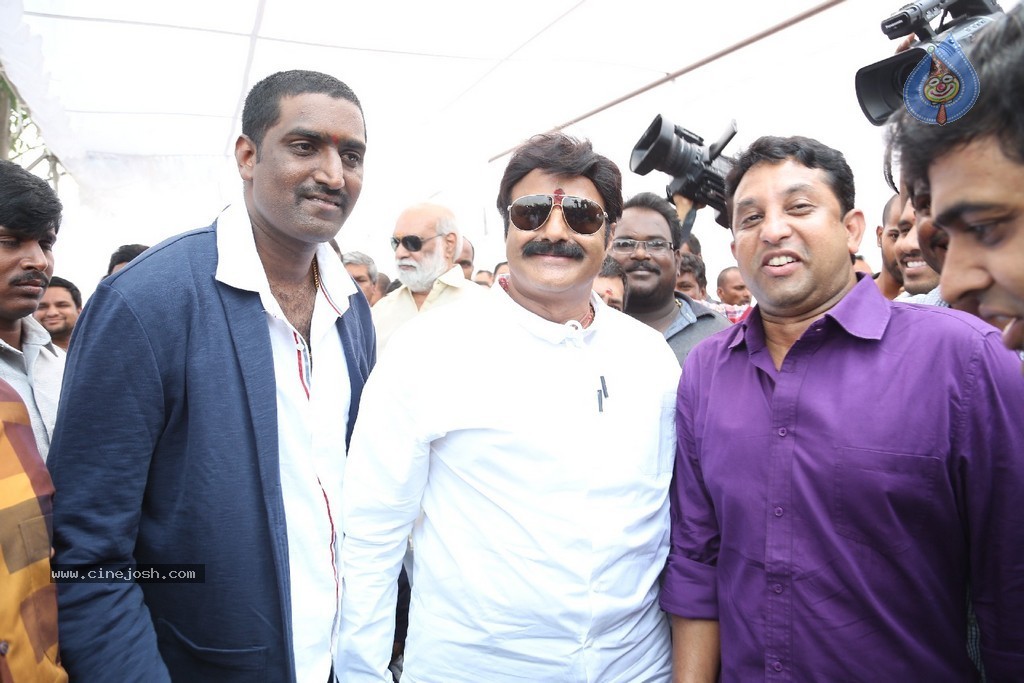 Balakrishna Launches Raju Gari Ruchulu - 152 / 304 photos