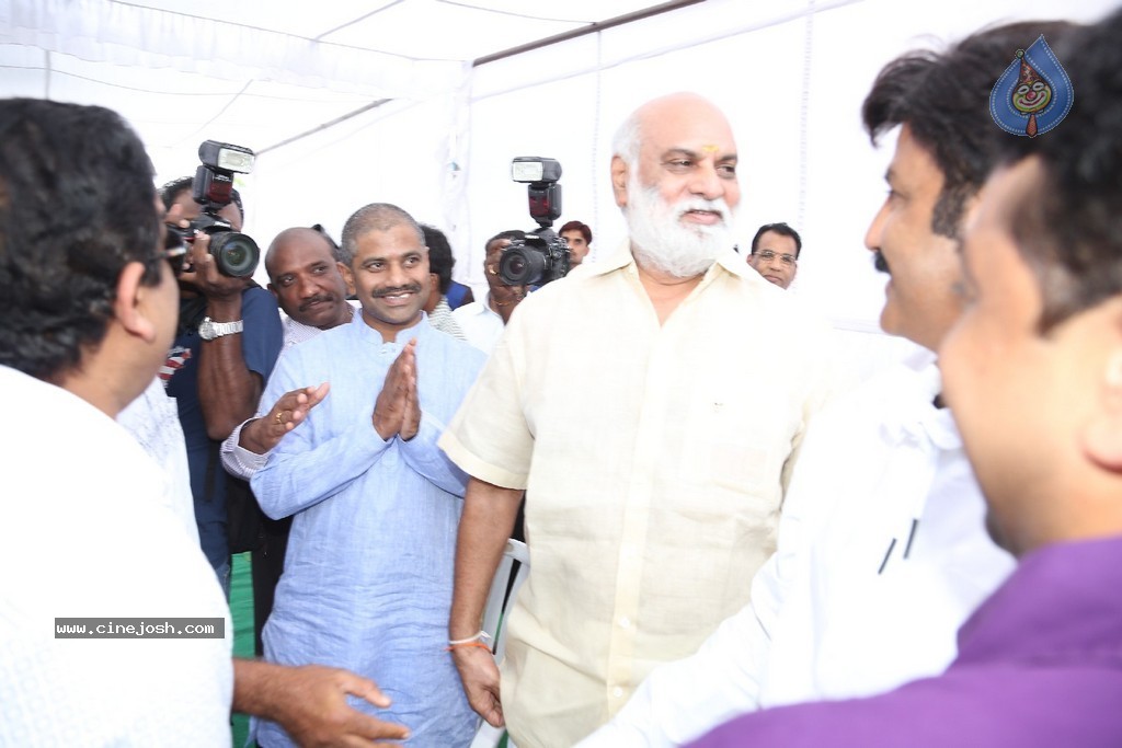 Balakrishna Launches Raju Gari Ruchulu - 163 / 304 photos