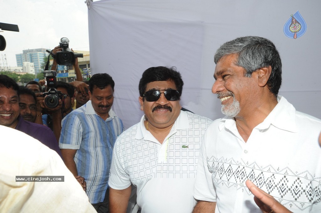 Balakrishna Launches Raju Gari Ruchulu - 216 / 304 photos