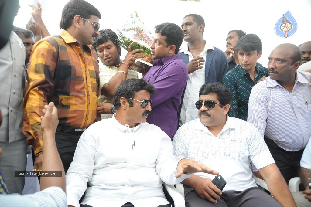 Balakrishna Launches Raju Gari Ruchulu - 221 / 304 photos