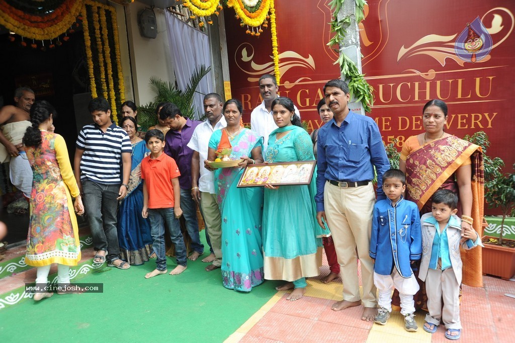 Balakrishna Launches Raju Gari Ruchulu - 237 / 304 photos