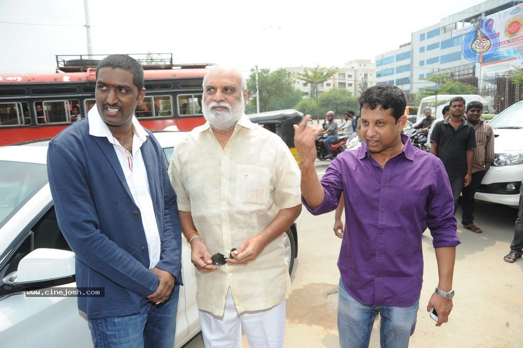 Balakrishna Launches Raju Gari Ruchulu - 259 / 304 photos