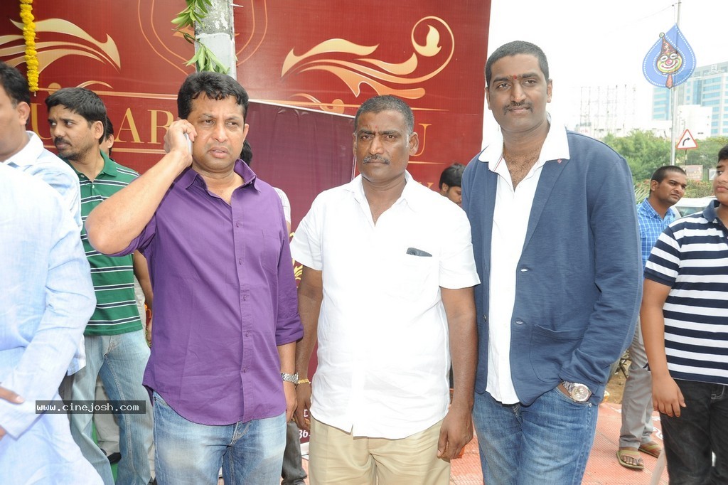 Balakrishna Launches Raju Gari Ruchulu - 287 / 304 photos