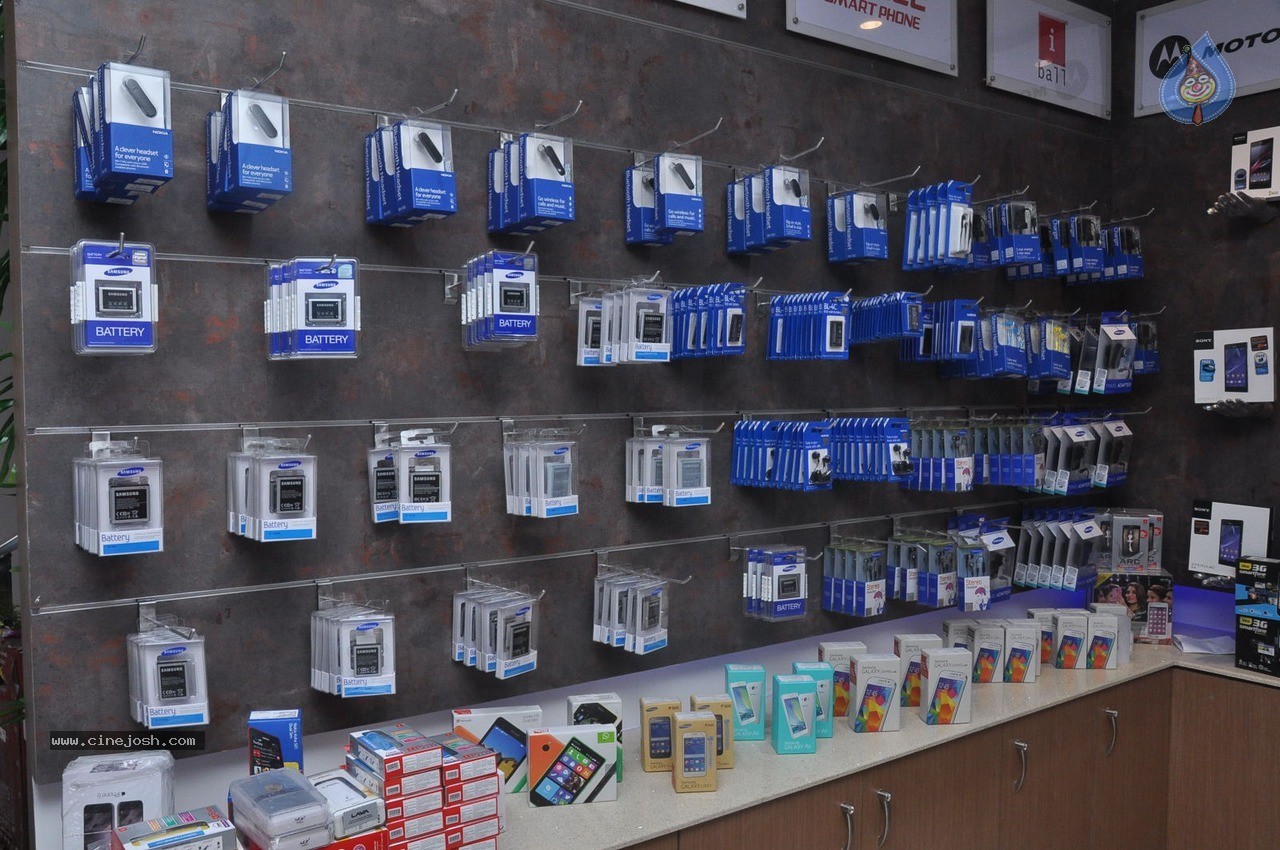 Balakrishna Launches Super Movie Planet - 1 / 45 photos