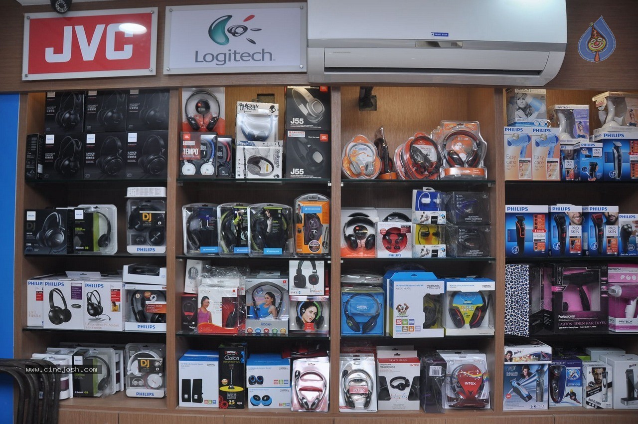 Balakrishna Launches Super Movie Planet - 34 / 45 photos