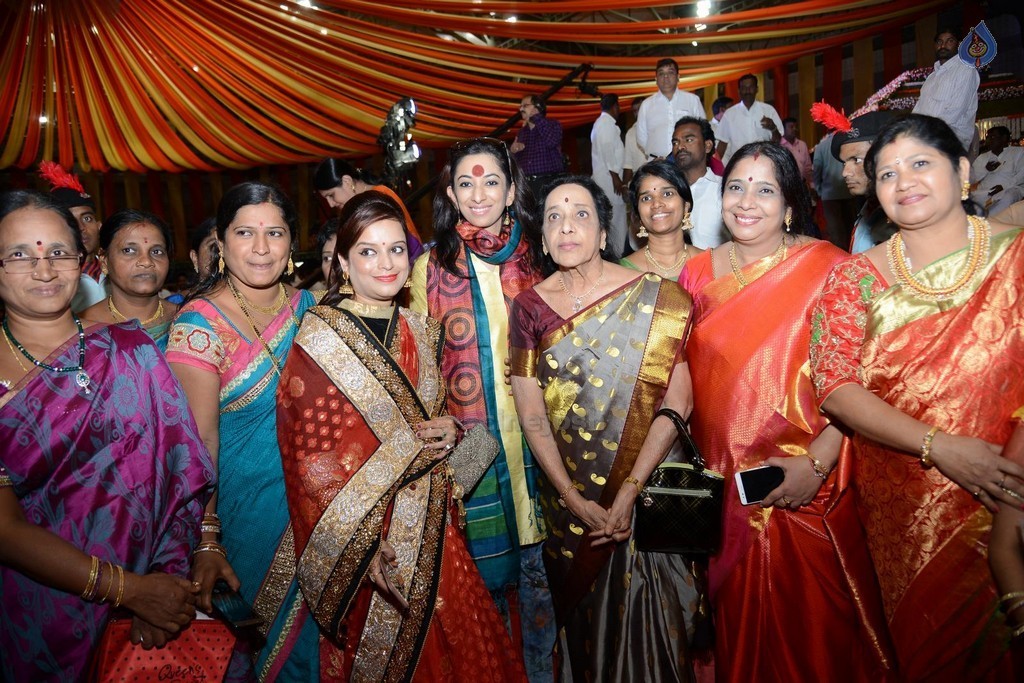 Bandaru Dattatreya Daughter Marriage Photos - 102 / 128 photos