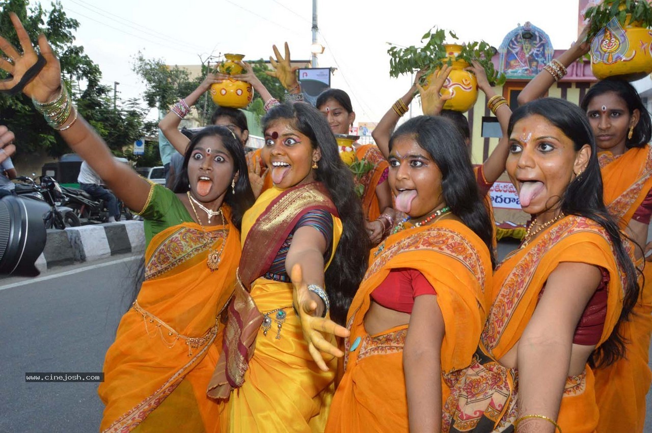 Bathukamma Festival at Tankbund - 13 / 36 photos