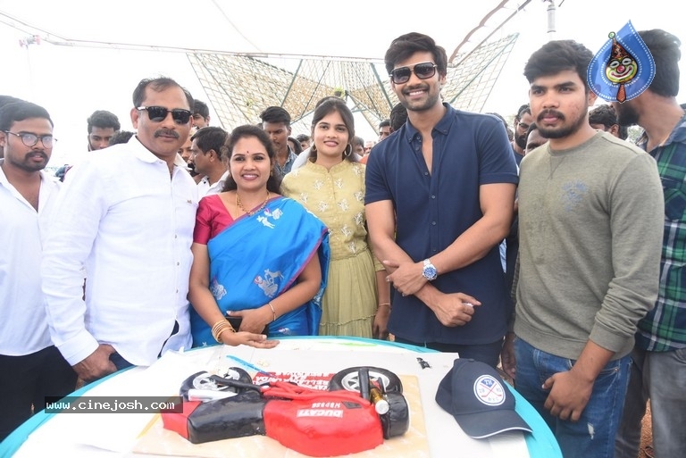 Bellamkonda Srinivas Birthday Celebrations - 54 / 58 photos