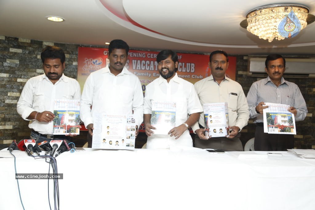 Benze Vaccations Club Press Meet - 27 / 28 photos