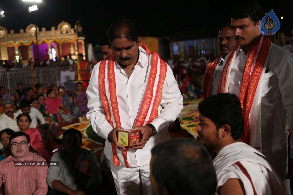 Bhakthi TV Koti Deepothsavam Day 11 - 23 / 99 photos