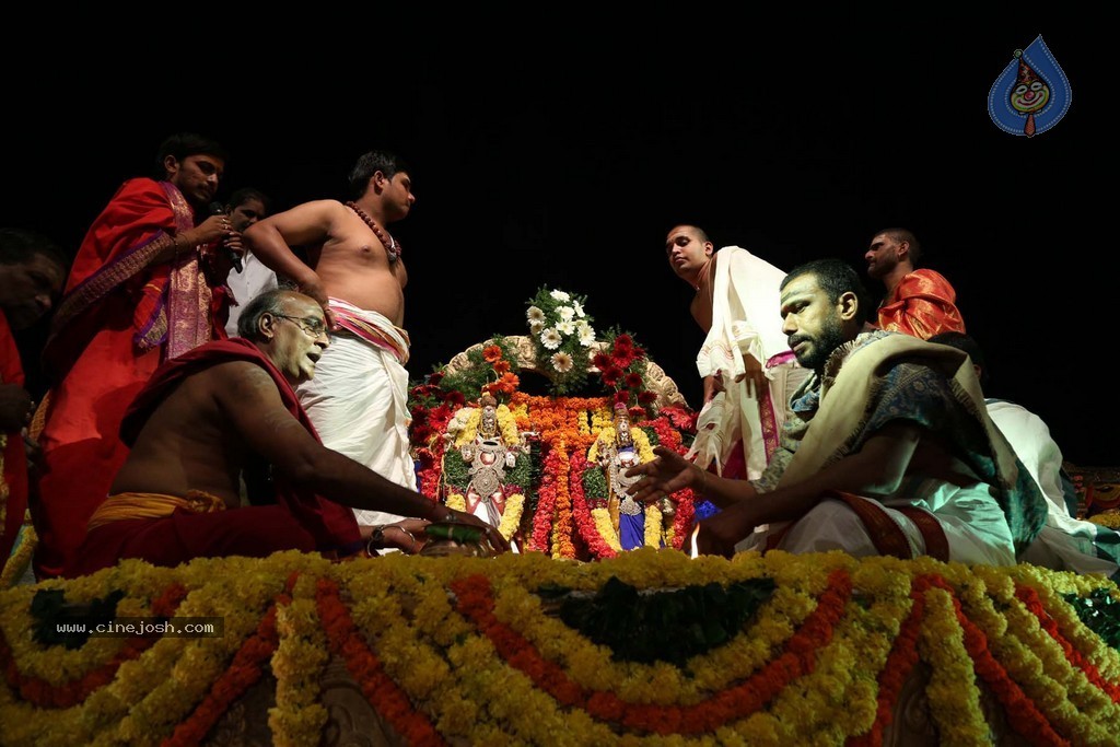 Bhakthi TV Koti Deepothsavam Day 11 - 85 / 99 photos