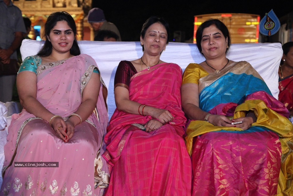 Bhakthi TV Koti Deepothsavam Day 13 - 4 / 62 photos