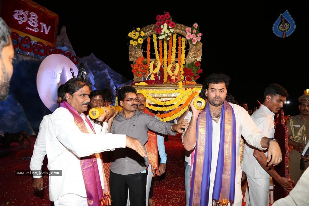 Bhakthi TV Koti Deepothsavam Day 15 - 41 / 148 photos