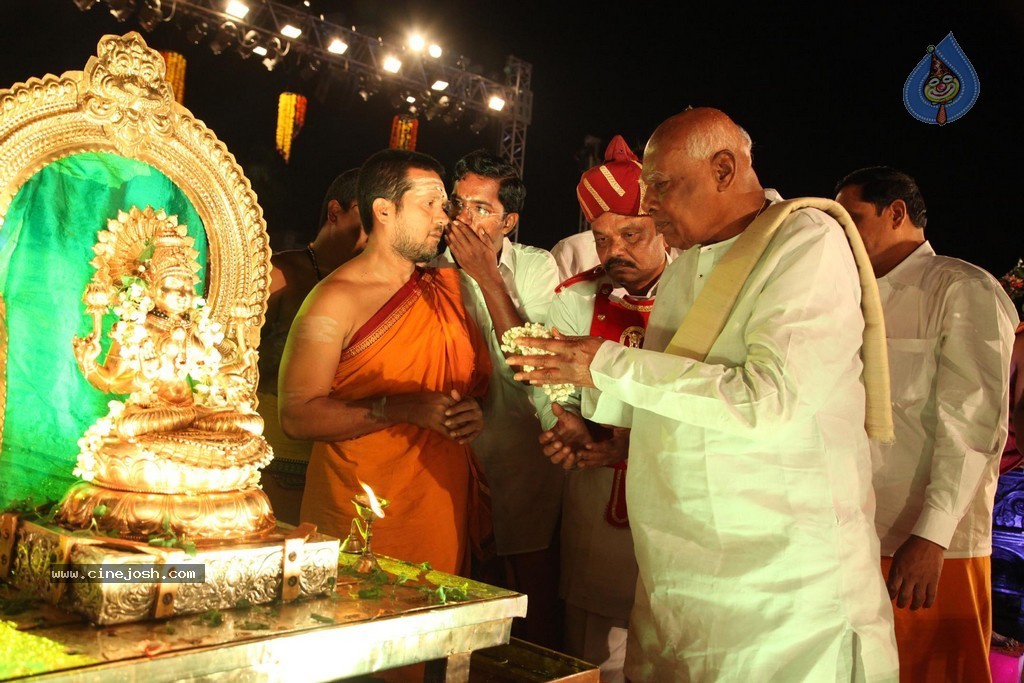 Bhakthi TV Koti Deepothsavam Day 15 - 59 / 148 photos