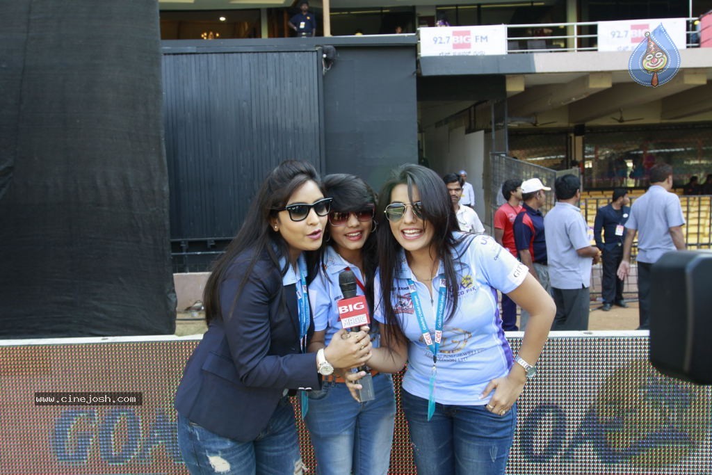 Bhojpuri Dabanggs Vs Bengal Tigers Match Photos  - 56 / 71 photos