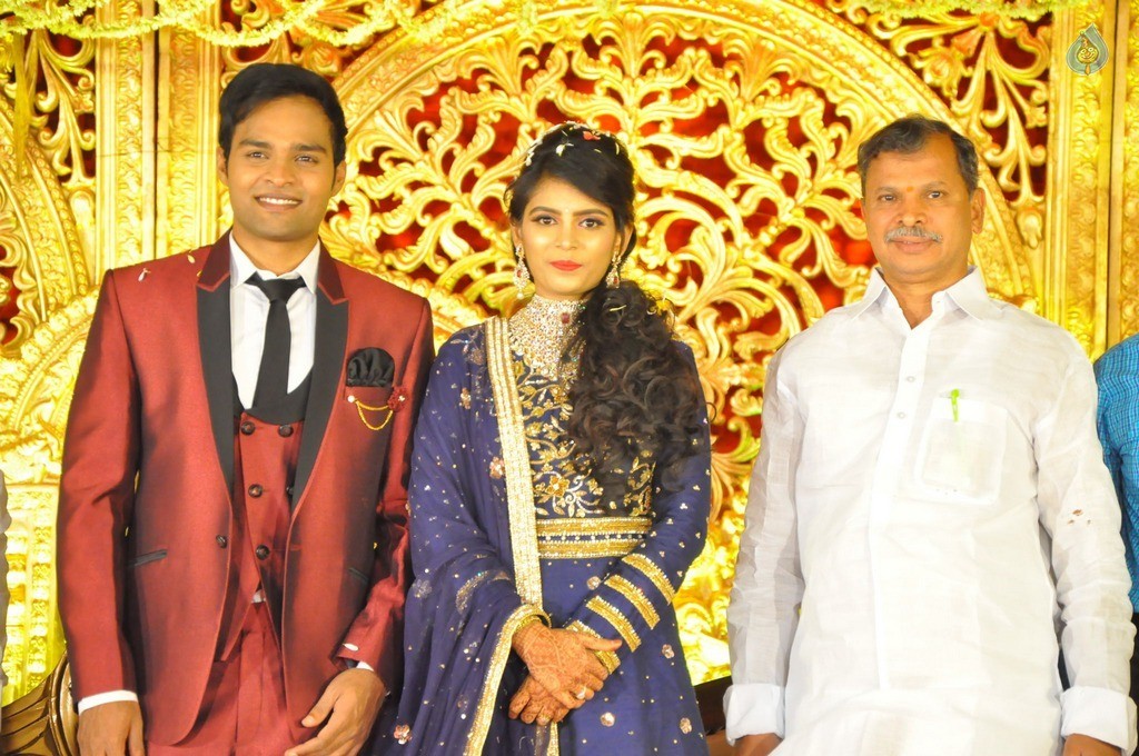 Bhuvan Sagar and Sindhusha Wedding Reception Photos - 102 / 124 photos