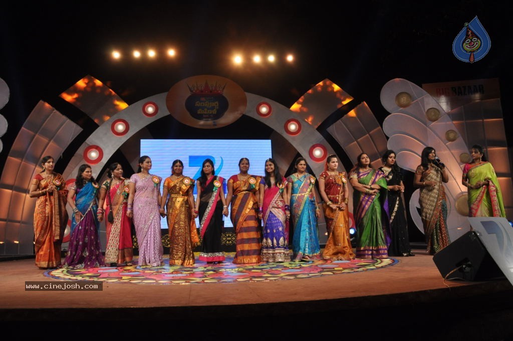 Big Bazaar Sampoorna Mahila Grand Finale - 13 / 32 photos