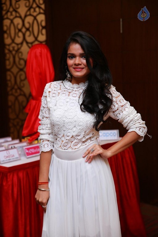 BJYM T20 Cricket League Opening - 13 / 21 photos