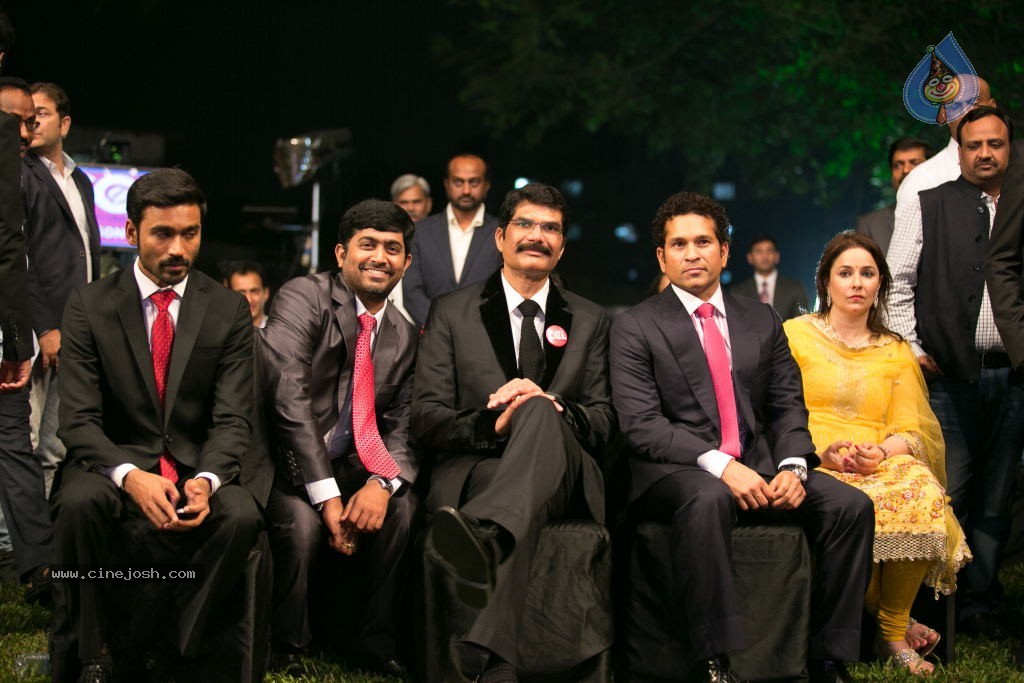 Bolly n South Celebs at CCL Season 4 Launch 02 - 85 / 152 photos