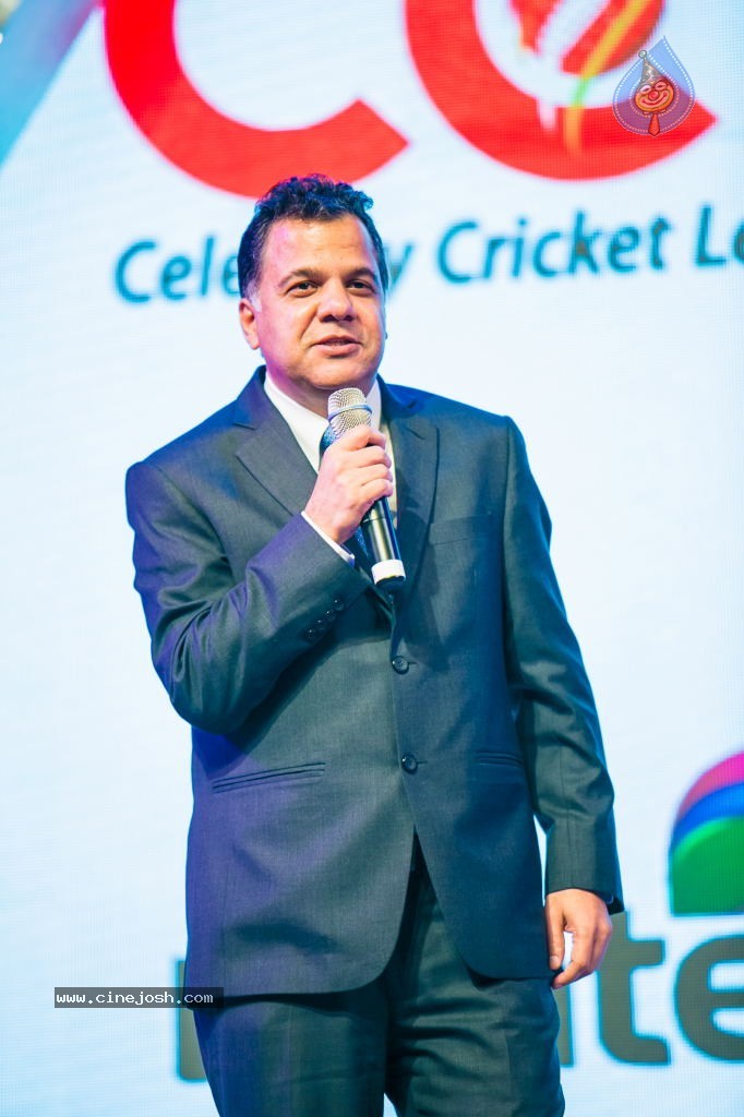 Bolly n South Celebs at CCL Season 4 Launch 02 - 90 / 152 photos