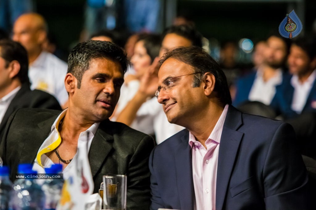 Bolly n South Celebs at CCL Season 4 Launch 02 - 105 / 152 photos