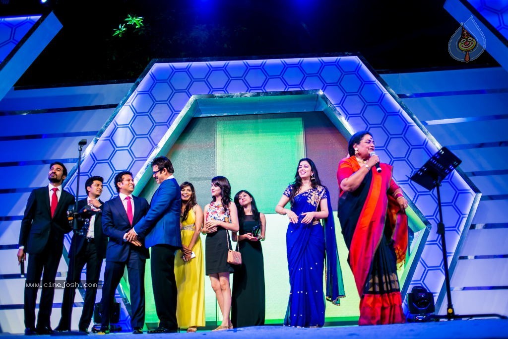 Bolly n South Celebs at CCL Season 4 Launch 02 - 135 / 152 photos