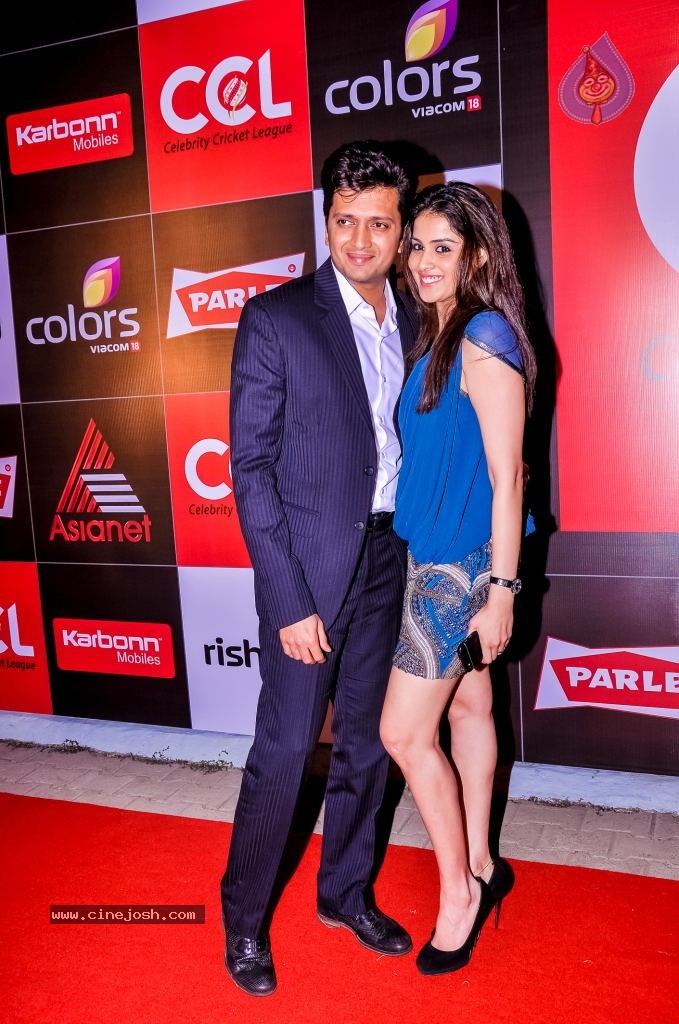 Bolly n South Celebs at CCL Season 4 Launch 02 - 152 / 152 photos