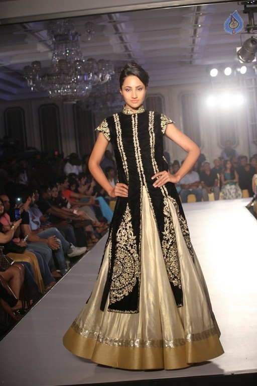 Brand Avatar presents Fashion Premier Week Event - 22 / 36 photos