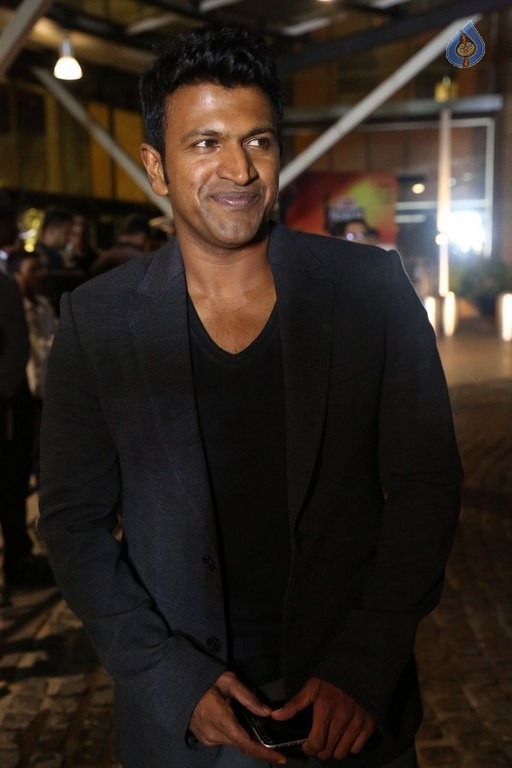 Britannia Filmfare Awards 2016 Photos 2 - 18 / 82 photos