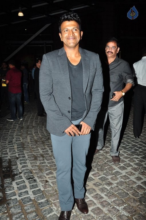 Britannia Filmfare Awards 2016 Photos 3 - 24 / 59 photos