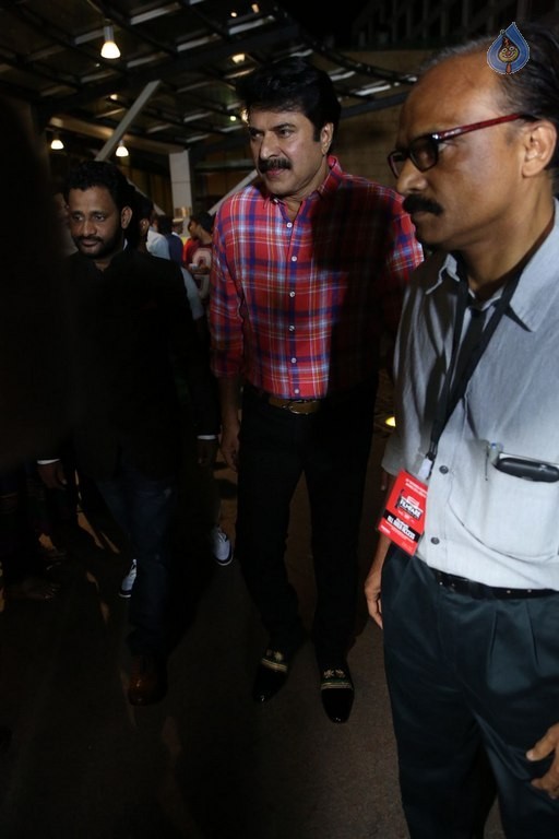 Britannia Filmfare Awards 2016 Photos 3 - 27 / 59 photos